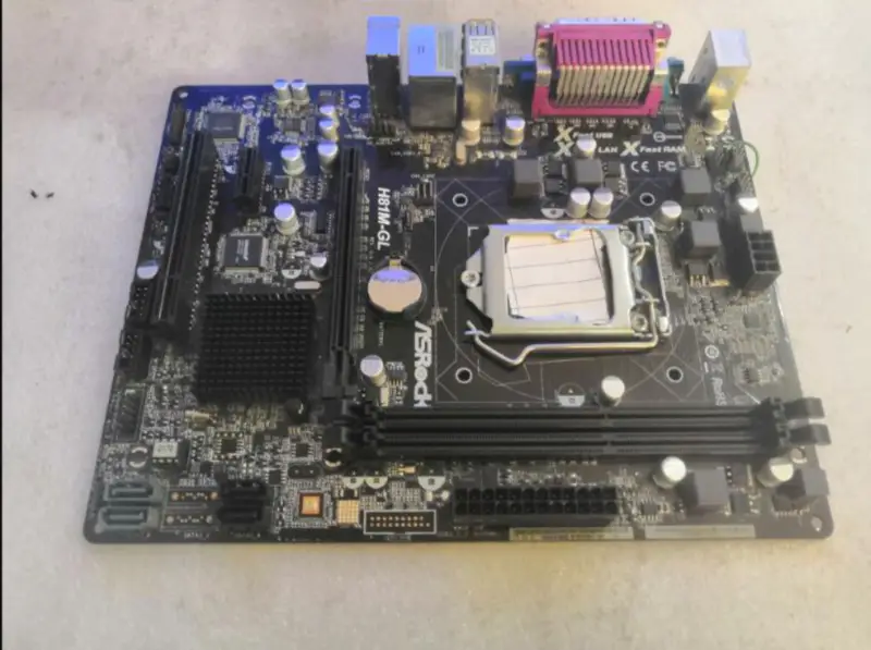 ASRock H81M-GL Základní deska LGA1150 H81 USB3.0 SATA3 DDR3