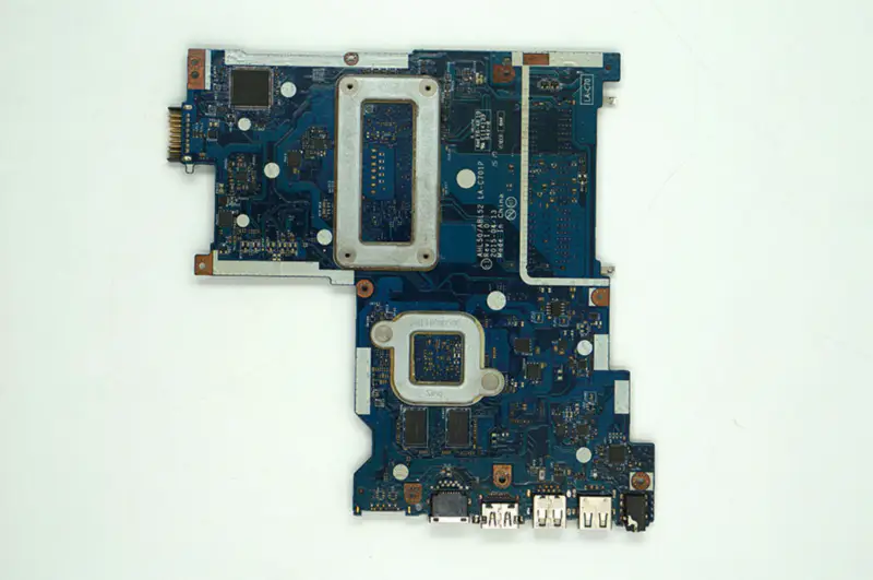 HP 15-AC 15T-AC 815247-001 815247-501 815247-601 LA-C701P i7-5500U R5M330 2GB Základní deska