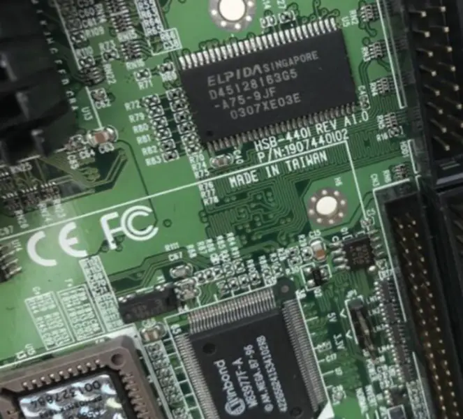 Průmyslová základní deska AAEON HSB-440I REV A1.0 Deska s procesorem ISA poloviční velikosti