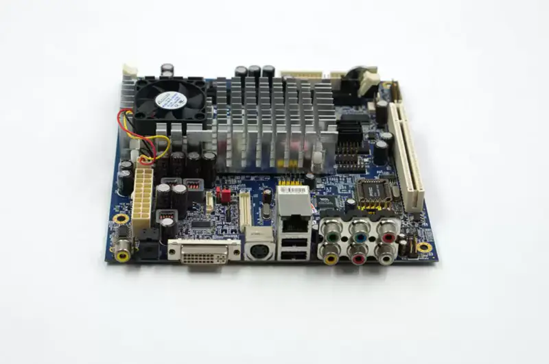 Průmyslová základní deska VIA EPIA-EX15000G formátu Mini-ITX
