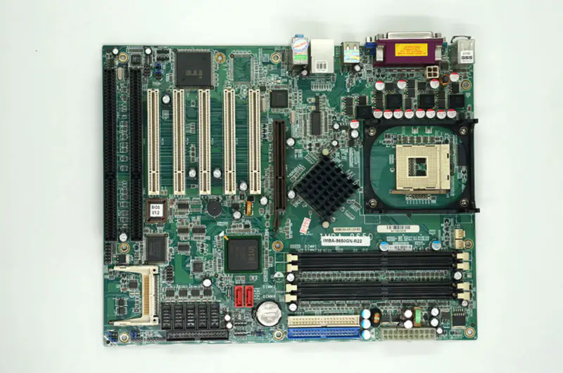 Základní deska IEI IMBA-8650GN R22 R21 R20
