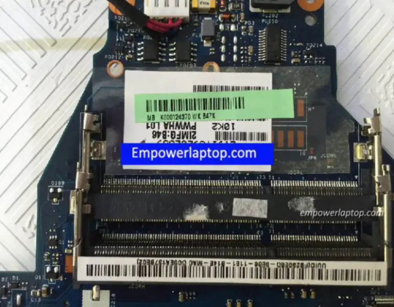 Toshiba K000124370 PWWHA LA-7202P satellite C660 Základní deska
