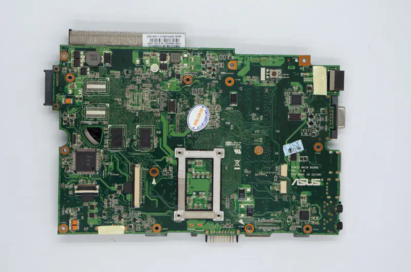 Základní deska Asus K50AE (vylepšená verze Intel)