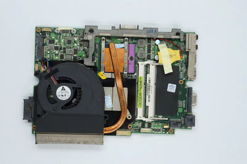 Základní deska Asus K50AE (vylepšená verze Intel)