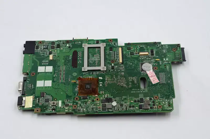 Asus K70AC s intel CPU verze Základní deska