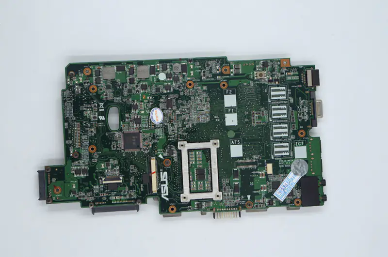 Asus K70AF s intel CPU Základní deska