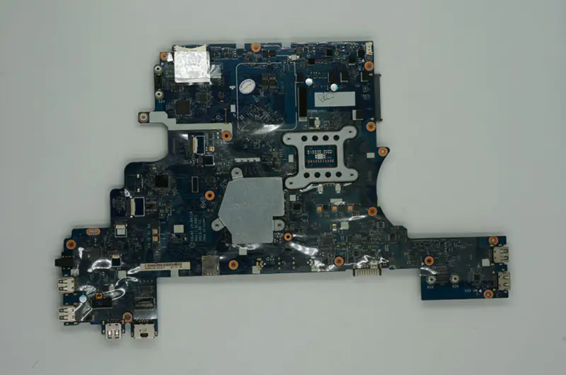 Základní deska Dell E6540 LA-9411P PGA 947 HD8790M 2G