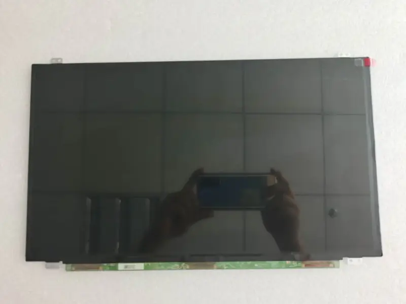 Náhrada téměř nového LCD panelu LP156WF6-SPP1 LG Display