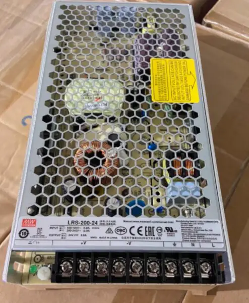 Napájecí zdroj MeanWell LRS-200-24