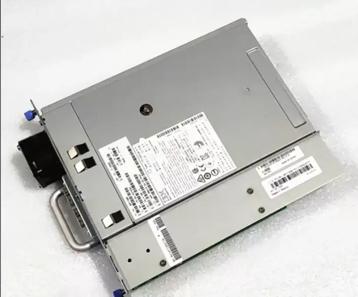 Pásková jednotka IBM 35P1980 LTO6-HH-SAS