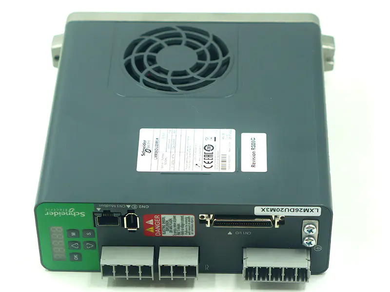 Servopohon Schneider LXM26DU20M3X