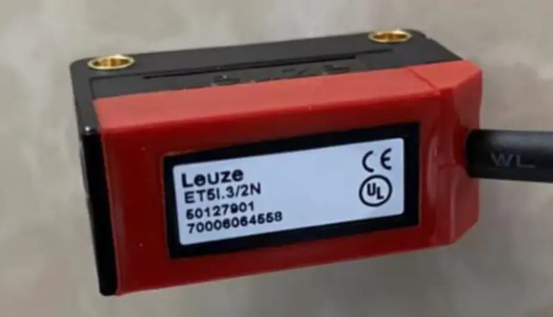 Senzor Leuze ET5I.3/2N ET5I.3/4P
