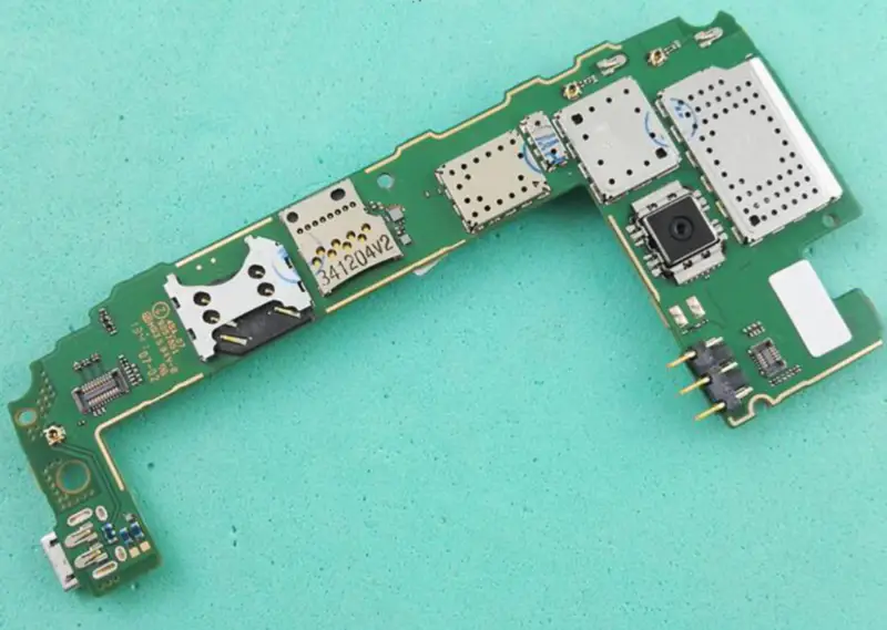 Odemčená základní deska Nokia Lumia 520