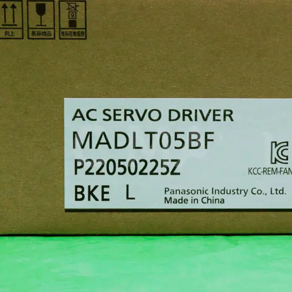 Servopohon Panasonic MADLT05BF