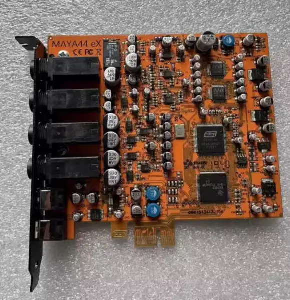 Zvuková karta ESI MAYA44 eX
