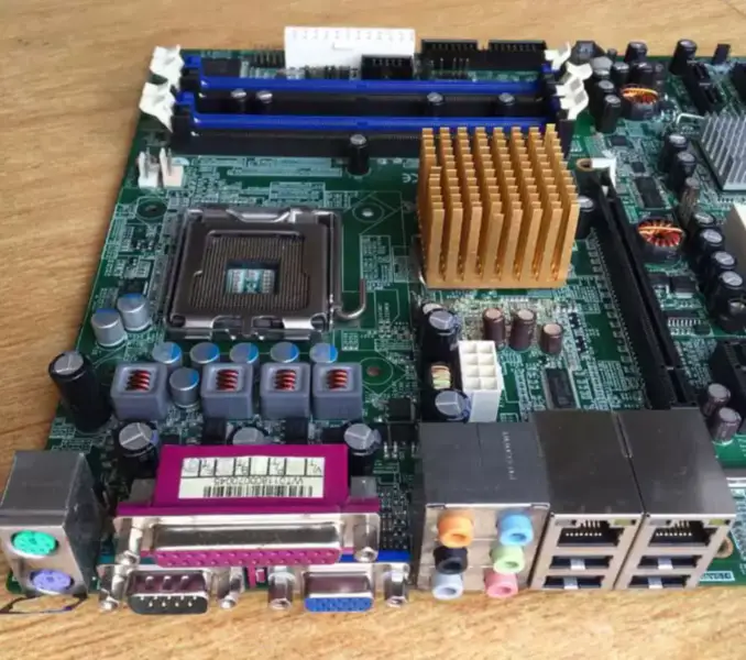 Průmyslová základní deska MB930F-R