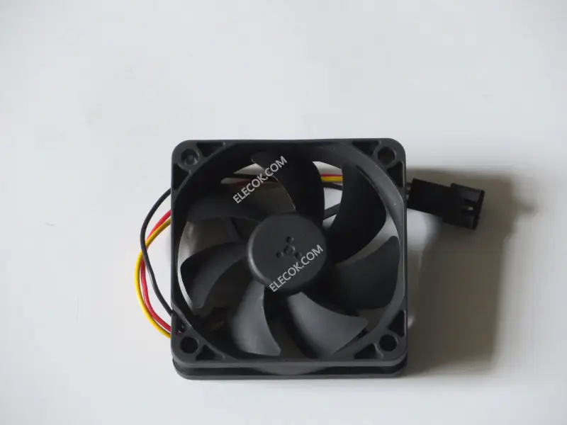 SUNON ME60151V3-0000-G99 12V 0,90W 3vodičový chladicí ventilátor