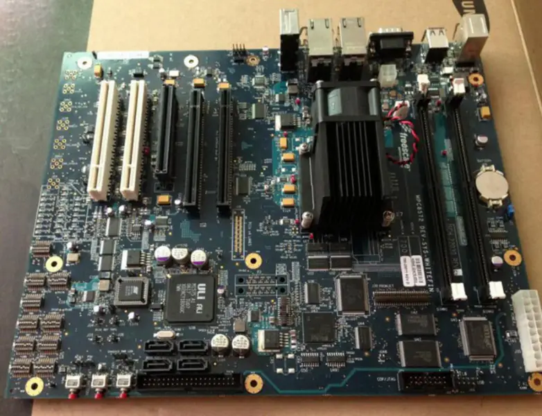 Základní deska Freescale Semiconductor MPC8572DS