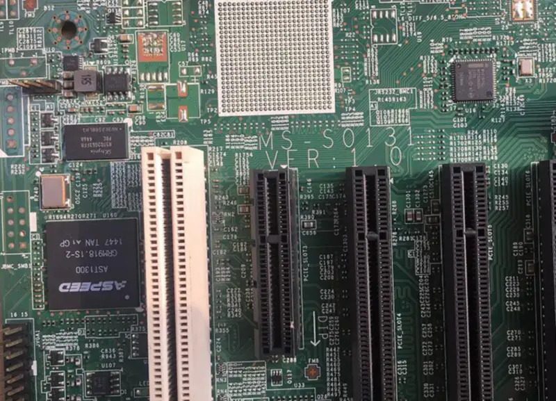 82580EB E1G44HT I340T4 Gigabit Ethernet Server Adapter PCI Express X4 1G Síťová karta