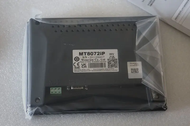 Rozhraní člověk-stroj Weintek MT8072iP