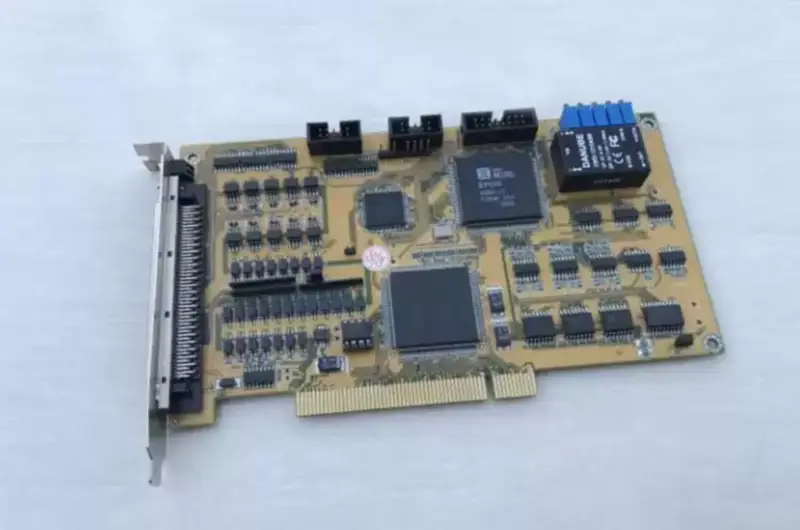 MCS MTC-610/611 V1.1 6osá karta pro řízení servopohonu / krokového pohybu