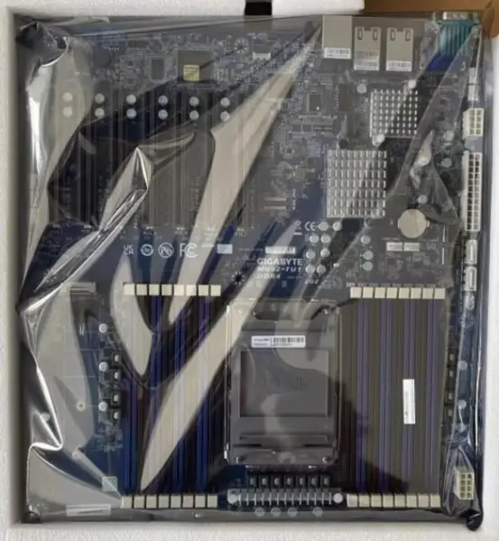 Základní deska Gigabyte Mu92-tu1