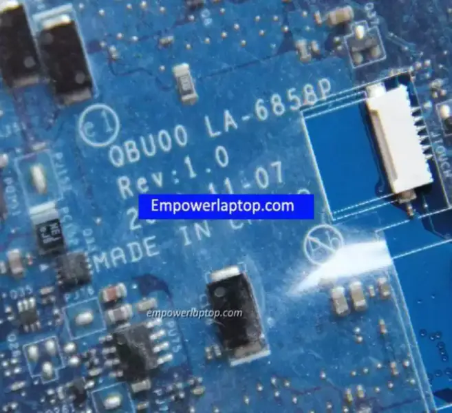 Toshiba NB520 K000129210 LA-6858P Základní deska