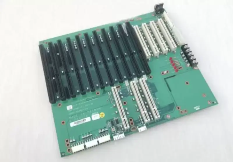 NEXCOM NBP1404(LF)REV:B průmyslová základní deska backplane