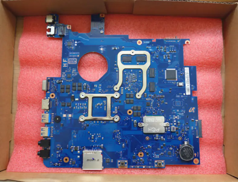 Samsung NP550P5C 550P5C Základní deska GT650M 2GB