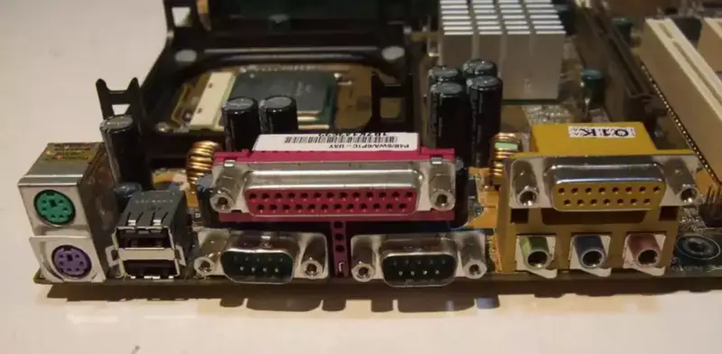 Průmyslová základní deska ASUS P4B REV.1.03 P4B/SWA/6P1C-UAY