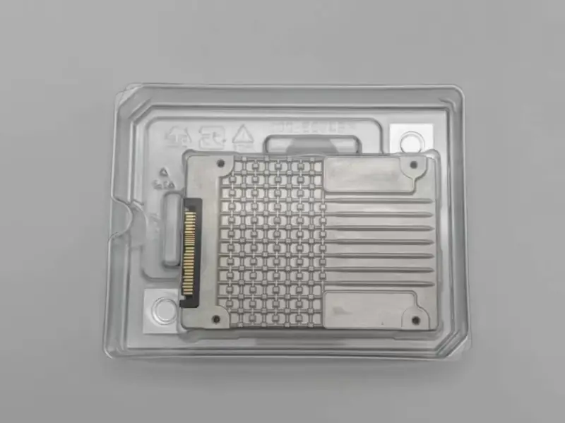 SSD Intel řady P5530