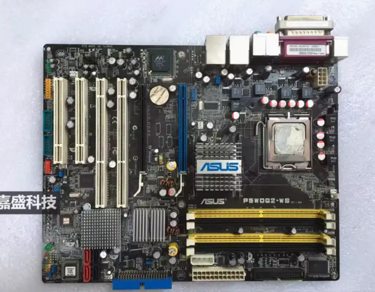 Základní deska Asus P5WDG2-WS