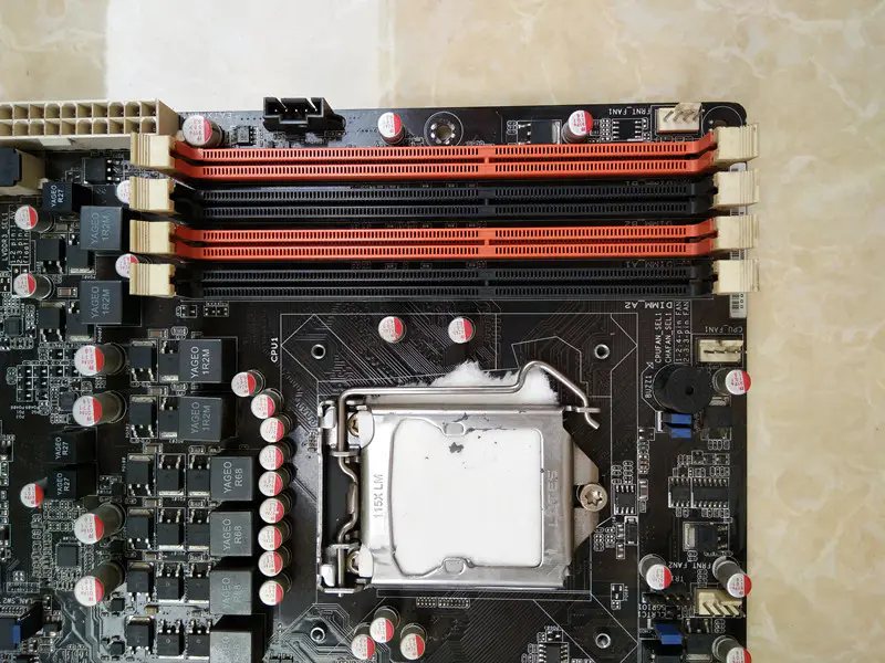 Základní deska ASUS P7F-M LGA1156 DDR3 16GB