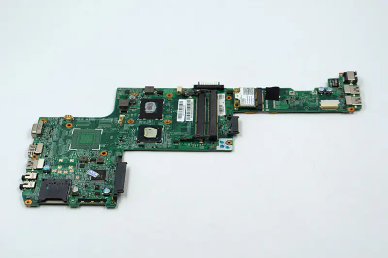Toshiba Y00000910 Satellite P845 Základní deska