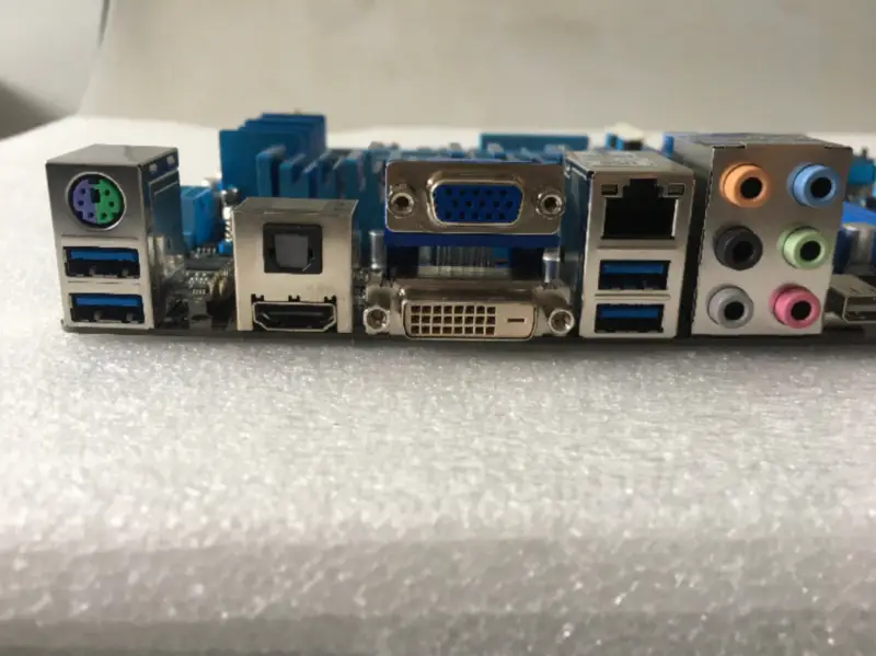ASUS P8Z77-V PRO/Thunderbolt Základní deska pro stolní počítače Z77 Socket LGA 1155 i3 i5 i7 DDR3 32G ATX