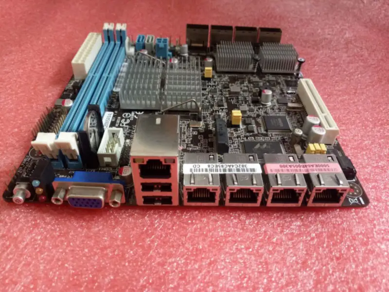 Základní deska Asus P9A-I/C2550/SAS/4L