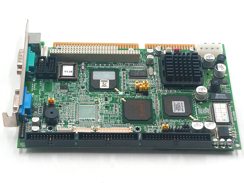Základní deska Advantech PCA-6751
