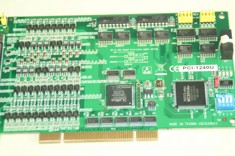 Advantech PCI-1240 PCI-1240U 4osá karta pro řízení pohybu