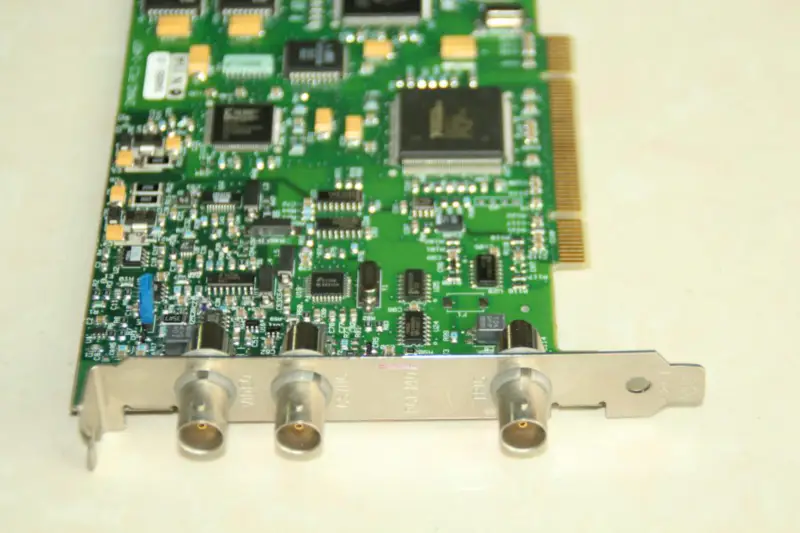 Průmyslová základní deska NI IMAQ PCI-1407