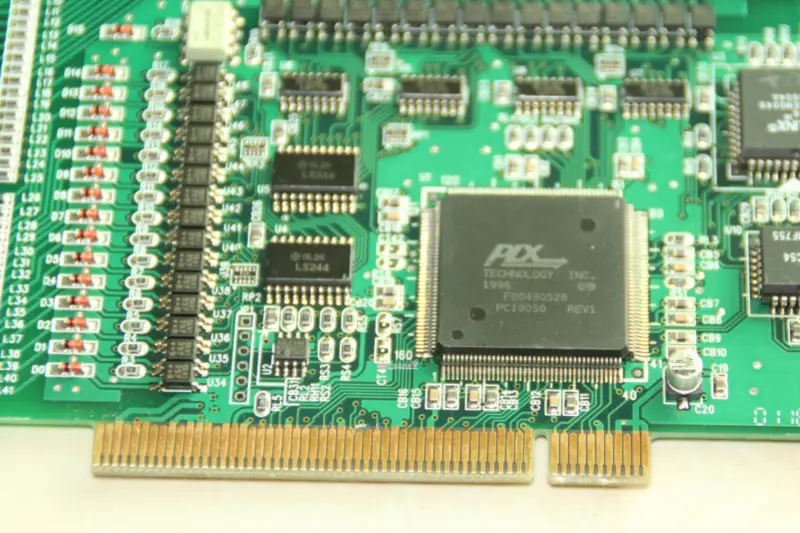 Karta sběru dat Advantech PCI-1750