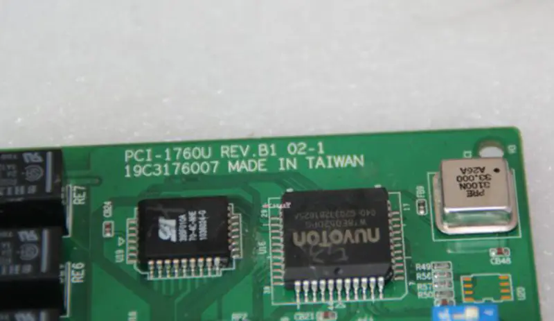 Advantech PCI-1760U REV.B1 A1 A2 8-ch relé a 8-ch izolovaný digitální vstup Univerzální PCI karta