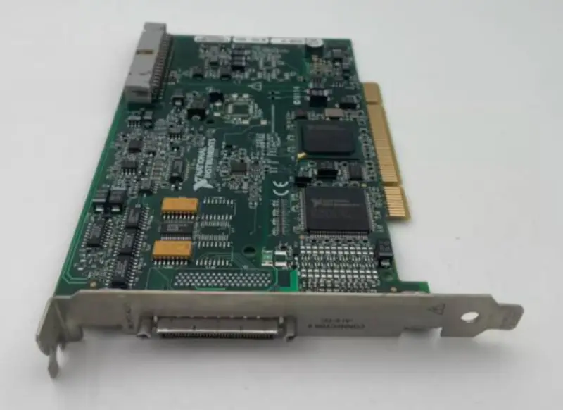 NI 191331B-01 PCI-6221 1913298-03 68 pinová karta