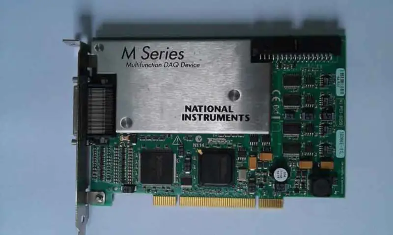 NI PCI-6259 16bitová vysokorychlostní karta pro sběr dat 779072-01
