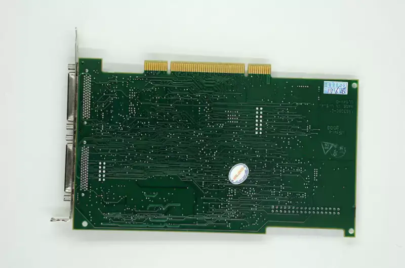 NI PCI-7344 4-osý PCI krokový/servo regulátor