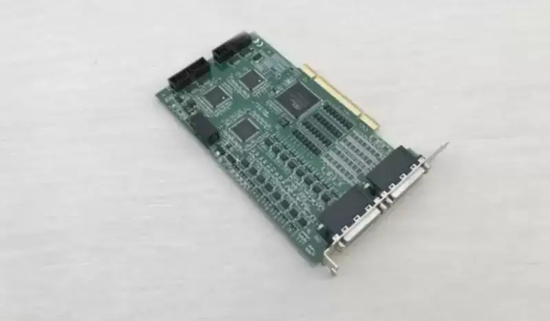 Průmyslová základní deska ADLINK PCI-7442 s vysokou hustotou 128 kanálů izolovaných DIO/DI/DO