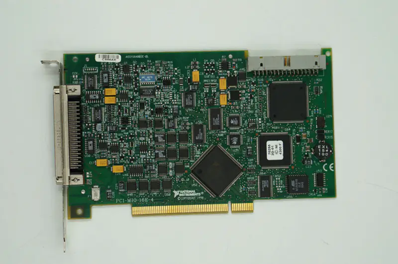 Multifunkční karta pro sběr dat NI PCI-MIO-16E-4 pro NI 6040