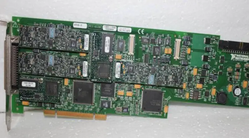 National Instruments PCI-6120 NI DAQ karta 16bitový simultánní analogový vstup