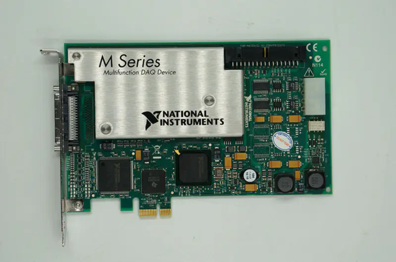 Karta DAQ NI PCIE-6251