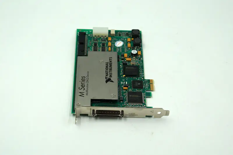 Karta DAQ NI PCIE-6251