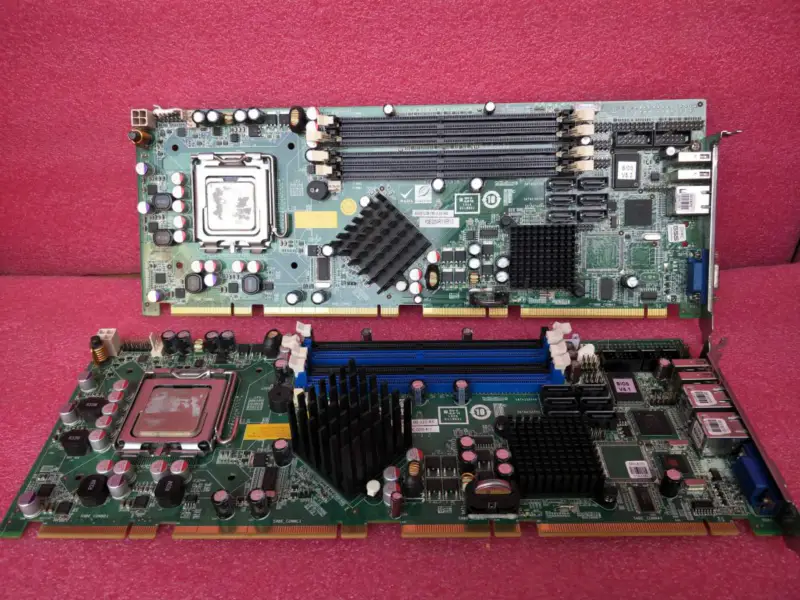 Průmyslová základní deska IEI PCIE-Q350-R13 Rev1.3